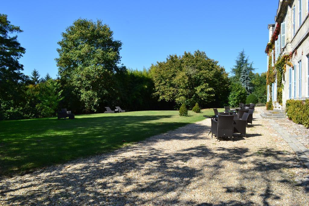 Chateau De Lalande - Teritoria - Perigueux 阿尼瑟厄巴龙 外观 照片