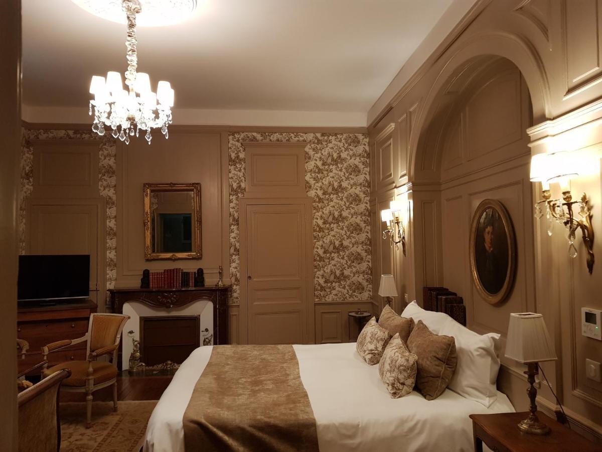 Chateau De Lalande - Teritoria - Perigueux 阿尼瑟厄巴龙 外观 照片